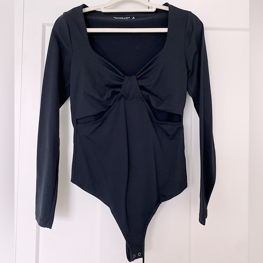 Abercrombie & Fitch Soft&Sexy Black Seamless Long Sleeve Bodysuit sz M